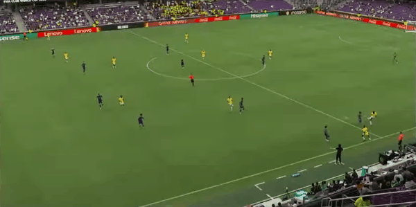 36'雷纳斯破门! 蔚山HD 0- 1马摩洛迪落日