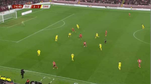 75'恩多耶破门! 瑞士 3- 1瑞典