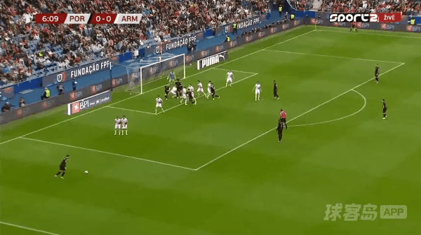 7'维加破门! 葡萄牙 1- 0亚美尼亚