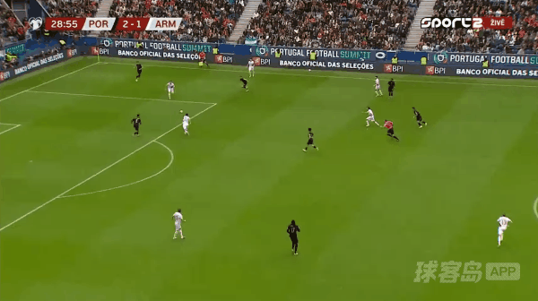 30'内维斯破门! 葡萄牙 3- 1亚美尼亚