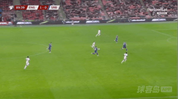 90'埃泽破门! 英格兰 2- 0塞尔维亚