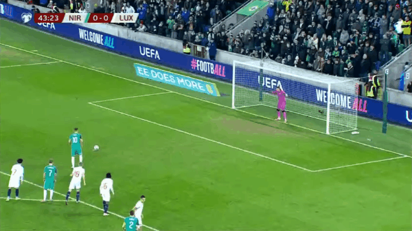 44'唐利点球破门! 北爱尔兰 1- 0卢森堡