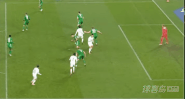 61'C罗惨遭直红! 爱尔兰 2- 0葡萄牙