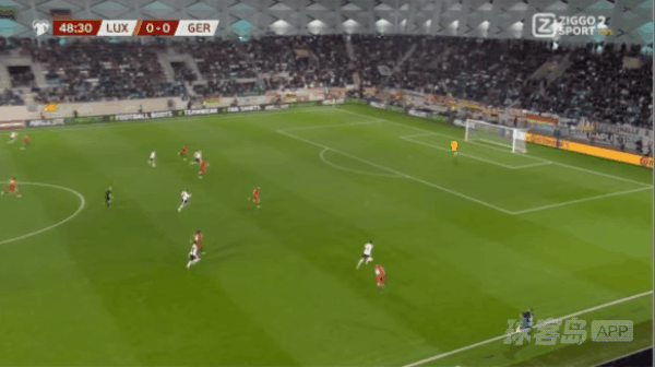49'沃尔特马德破门! 卢森堡 0- 1德国