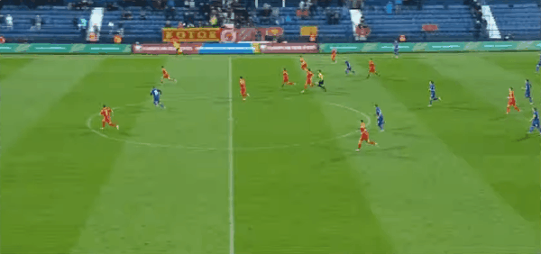 87'弗拉西奇破门! 黑山 2- 3克罗地亚