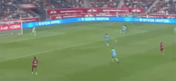 11'福斯贝里破门! 纽约红牛 1- 0明尼苏达联