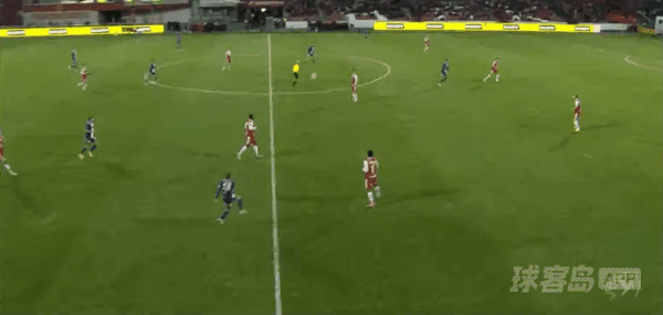 56'约伯破门! 布莱尼 0- 2萨普斯堡