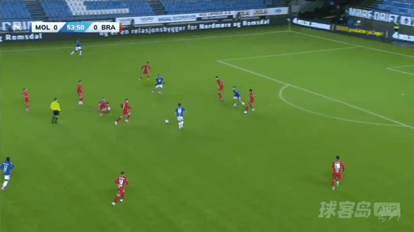 54'布雷维克破门! 莫尔德 1- 0布兰