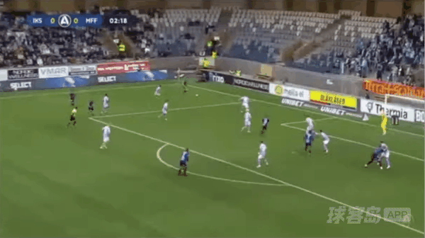 3'布萨内洛乌龙破门! 天狼星 1- 0马尔默
