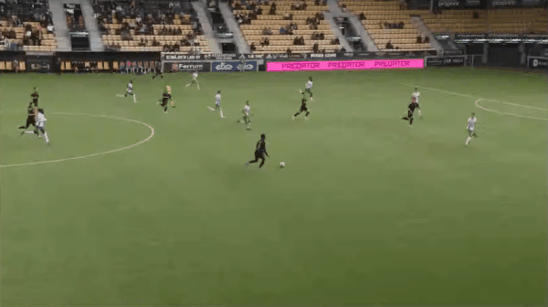 6'斯特朗破门! 塞那乔其 1- 0玛丽港
