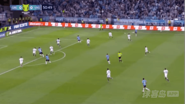 51'维尼修斯破门! 格雷米奥 1- 0瓦斯科达伽马