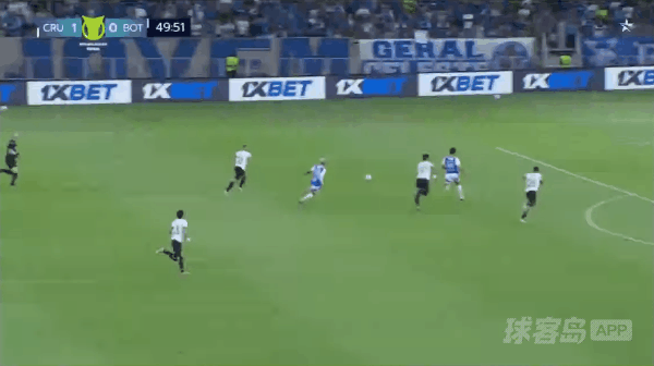 50'佩雷拉破门! 克鲁塞罗 2- 0博塔弗戈