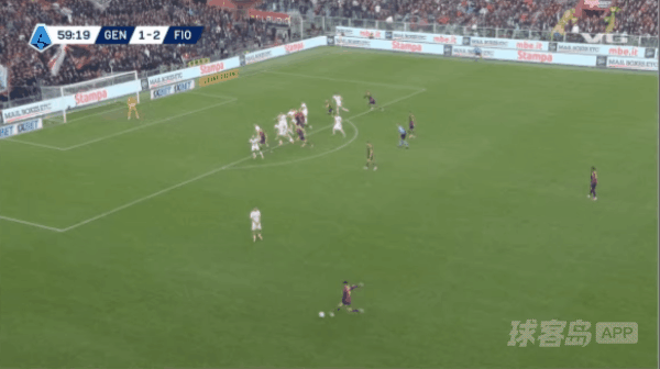60'科伦坡破门! 热那亚 2- 2佛罗伦萨