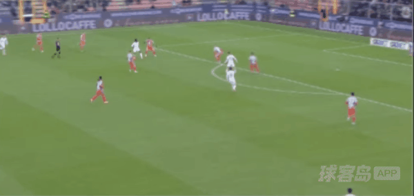 17'苏莱破门! 克雷莫纳 0- 1罗马