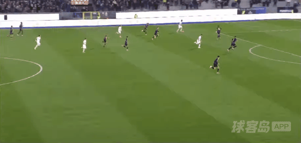 69'劳塔罗破门! 比萨 0- 1国际米兰