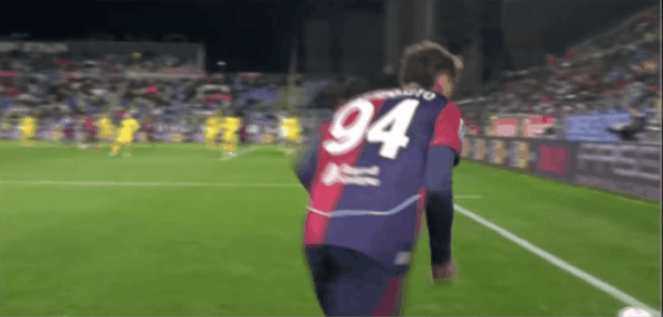 84'苏莱马纳破门! 卡利亚里 3- 0维罗纳