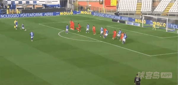 44'肯普夫破门! 科莫 3- 1莱切