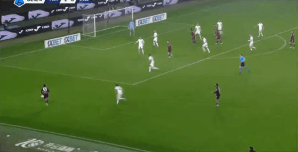 53'萨帕塔破门! 都灵 2- 0拉齐奥