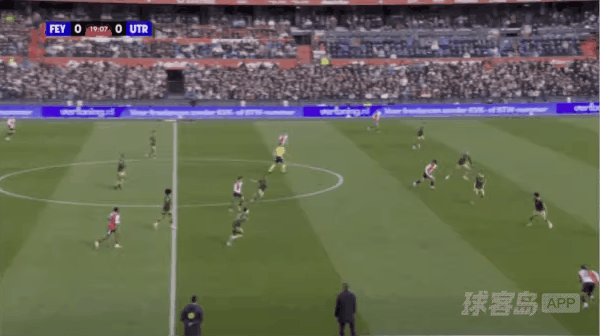 20'上田绮世破门! 费耶诺德 1- 0乌德勒支