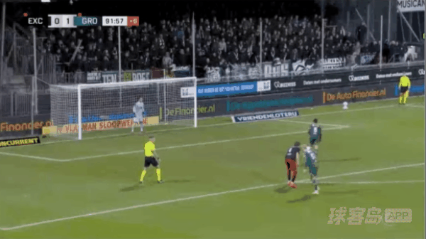 92'雷辛克点球破门! SBV精英 0- 2格罗宁根