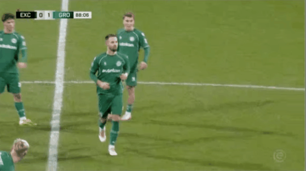 89'伦特两黄变一红直接罚下! SBV精英 0- 1格罗宁根