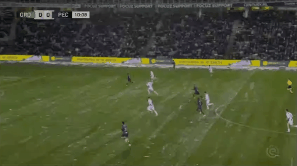 11'奥斯汀破门! 格罗宁根 0- 1兹沃勒