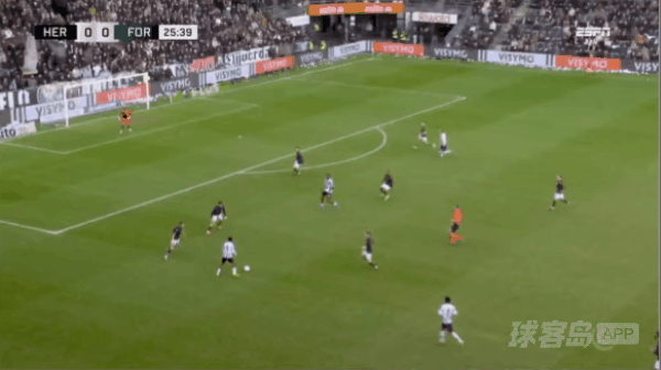 26'赫鲁斯蒂奇破门! 赫拉克勒斯 1- 0福图纳