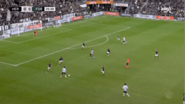 26'赫鲁斯蒂奇破门! 赫拉克勒斯 1- 0福图纳