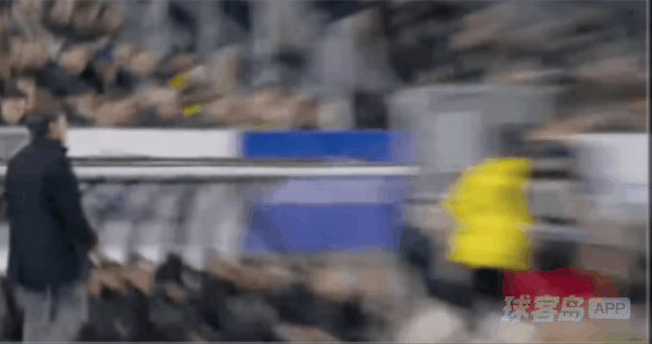 12'希伦惨遭直红! 布雷达 0- 0SBV精英