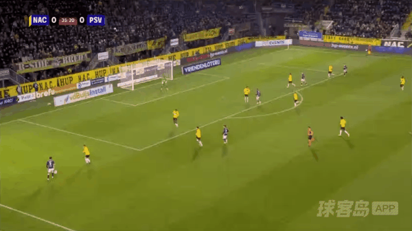 36'蒂尔破门! 布雷达 0- 1埃因霍温