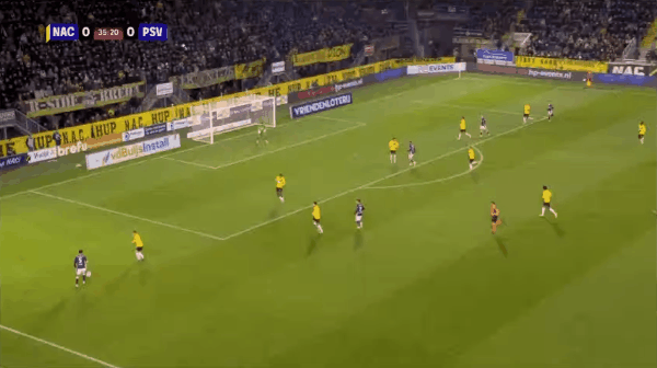 36'蒂尔破门! 布雷达 0- 1埃因霍温
