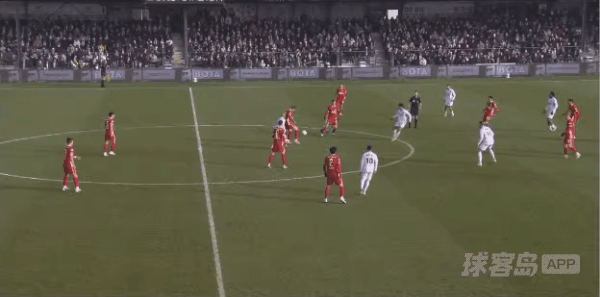 78'延森破门! 特尔斯达 0- 1阿尔克马尔