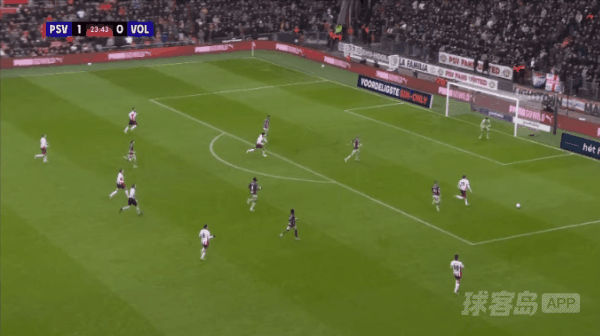 24'佩皮破门! 埃因霍温 2- 0福伦丹