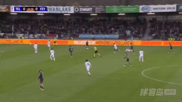 25'奥弗豪斯乌龙破门! 特尔斯达 0- 1费耶诺德