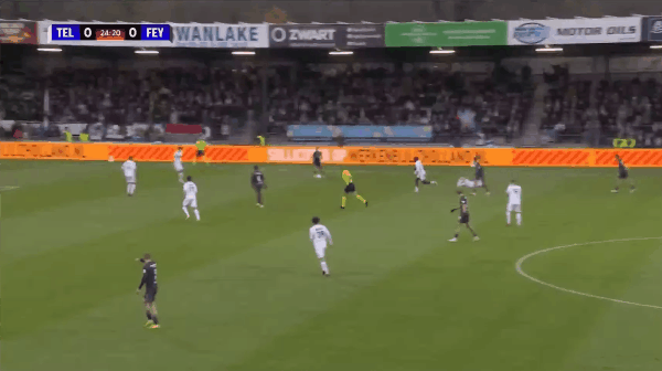25'奥弗豪斯乌龙破门! 特尔斯达 0- 1费耶诺德