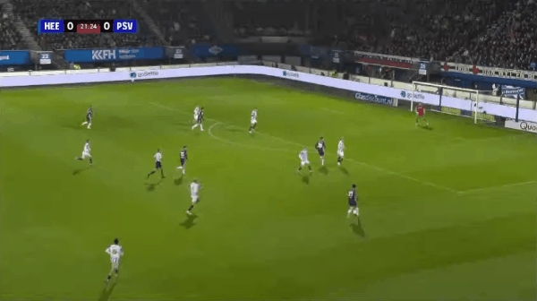 22'费尔曼破门! 海伦芬 0- 1埃因霍温