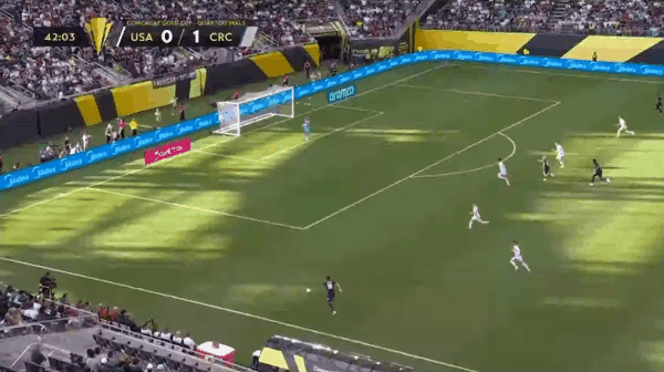 43'卢纳破门! 美国 1- 1哥斯达黎加