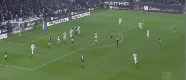 94'姆班古拉破门! 不莱梅 2- 1沃尔夫斯堡