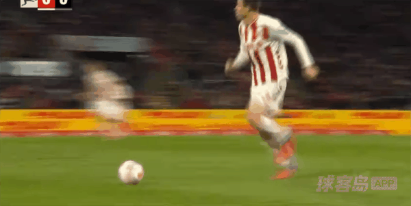 4'卡明斯基破门! 科隆 1- 0法兰克福