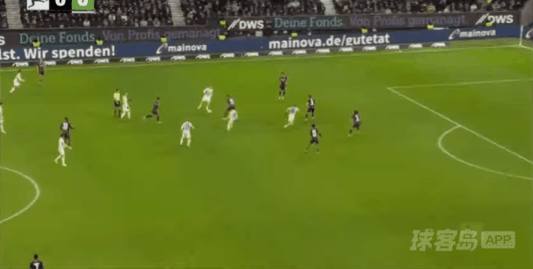 67'泽恩特破门! 法兰克福 0- 1沃尔夫斯堡