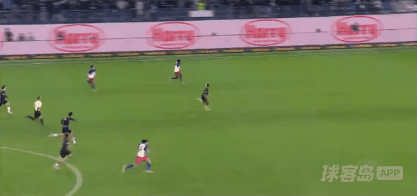 94'维埃拉破门! 汉堡 2- 1斯图加特