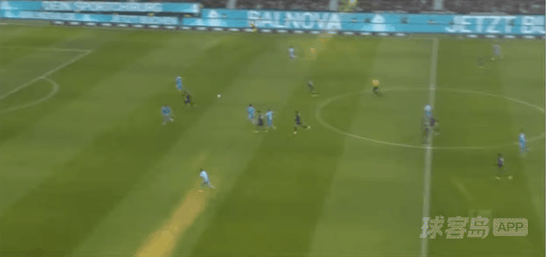18'卡利穆恩多破门! 法兰克福 1- 0霍芬海姆