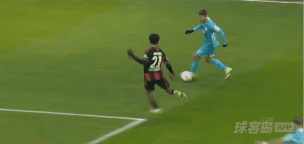 65'阿曼达乌龙破门! 法兰克福 1- 3霍芬海姆