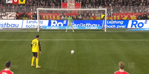 10'詹点球破门! 柏林联合 0- 1多特蒙德