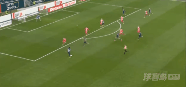 45'克拉马里奇破门! 霍芬海姆 2- 0柏林联合