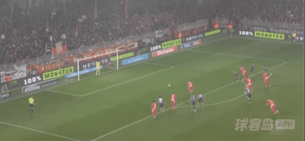 87'奎菲尔德点球破门! 柏林联合 1- 1法兰克福