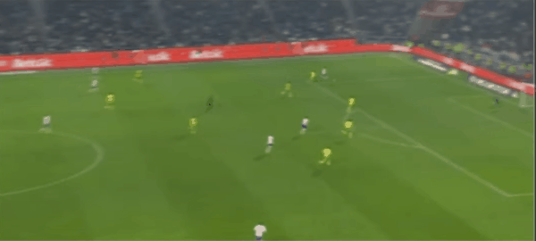 77'萨特里亚诺破门! 里昂 3- 0南特