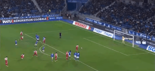 55'德尔卡斯蒂略点球破门! 斯特拉斯堡 1- 1布雷斯特