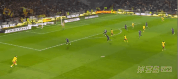 46'阿吉拉尔破门! 朗斯 1- 0勒阿弗尔