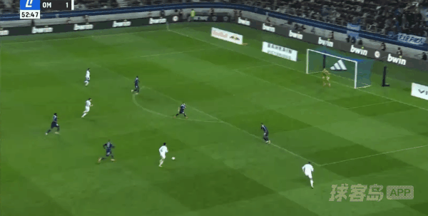 53'奥巴梅扬破门! 巴黎FC 0- 2马赛